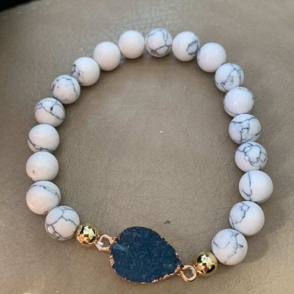 Sparkly Night Sky Bracelet, Sapphire Blue Stone, Faux Druzy Quartz Drusy Gift - Picture 8 of 11